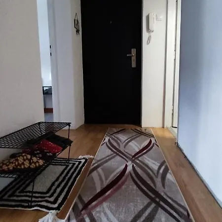Simon Apartment